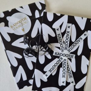 Alternative view of Cadeauzakje Hartje ZwartWit M